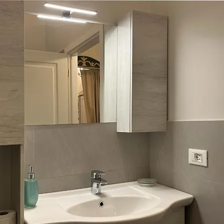 Giano Host - Lomellini Apartament Genua